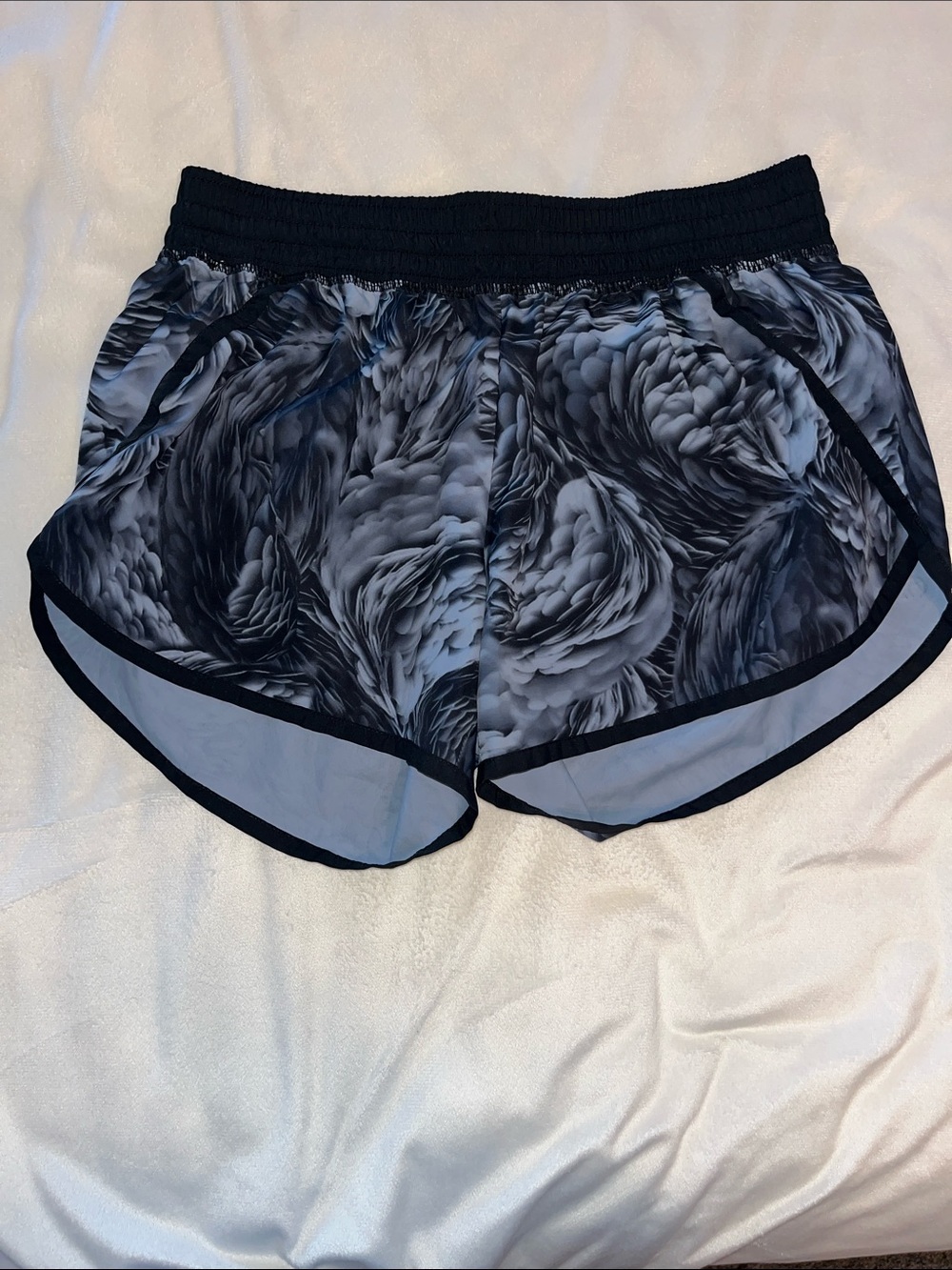 Women’s champion Black & Gray Patterned Running Shorts